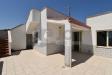 Casa indipendente in vendita con terrazzo a Lecce in via levanzo 17 - 02, 1