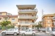 Appartamento in vendita con box a Pomezia in via confalonieri 4 - 03, Foto 3