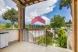 Villa in vendita con giardino a Roma in via vittorio alpe 8 - 05, VERANDA E GIARDINO
