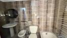 Appartamento in vendita con terrazzo a Patern� in via fiume 20 - centro - 06, Bagno