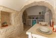Casa indipendente in vendita con giardino a Locorotondo in contrada pozzomasiello nunzio 18 - 03, dettagli