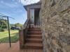 Casa indipendente in vendita da ristrutturare a Civitella Paganico in localit ripoli - casal di pari - 05, ingresso scala esterna 1.jpeg