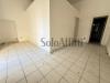 Appartamento bilocale in affitto da ristrutturare a Caserta in via san donato 28 - sala - 02, IMG-20251004-WA0005.jpg