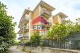 Appartamento in vendita con box a Roma in via di san pantaleo campano 60/b - 02, facciata