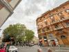 Locale commerciale in affitto da ristrutturare a Roma in arenula 1 - 04, vista