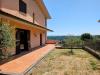 Casa indipendente in vendita con giardino a Mazzano Romano in di piazza fontana - 02, facciata