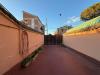 Villa in vendita con giardino a Pomezia in via lago di garda - 02, Terrazza