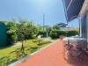 Casa indipendente in vendita con giardino a Forte dei Marmi - vittoria apuana - 02