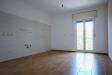 Appartamento in affitto a Quarto in via segaetano 20 - 02, CUCINA