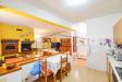 Appartamento in vendita con box a Cermenate in carlo moreschi 2 - 02, cucina