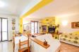 Appartamento in vendita con box a Cermenate in carlo moreschi 2 - 03, cucina