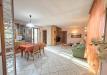 Casa indipendente in vendita con giardino a Villafranca d'Asti in regione crocetta 89 - 03, CUCINA A VISTA