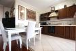 Appartamento in vendita con box a Cinisello Balsamo in via mascagni 72 - 02, Cucina