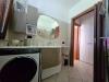 Appartamento bilocale in vendita con box a Muggi in via piave 8 - 05, Bagno
