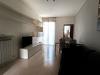 Appartamento bilocale in vendita con terrazzo a Milano - 03, Soggiorno con Balcone