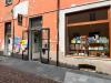 Locale commerciale in vendita ristrutturato a Lauriano in via mazzini - 08, LOCALE