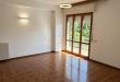 Appartamento in vendita con terrazzo a Grosseto in via mascagni - 10, BAGNO