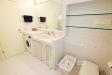 Appartamento in affitto con box a Bergamo in via s. alessandro - 10, Bagno