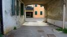 Stabile/Palazzo in vendita a Selvazzano Dentro - 02, Ingresso carraio.jpg