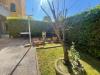 Appartamento in vendita con giardino a Lucca in via delle cornacchie 1277 - est - 05, Appartamento con ingresso indipendente e giardino