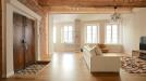 Appartamento in vendita con terrazzo a Lucca in piazza san michele 24 - centro storico - 04, vendesi appartamento ristrutturato con terrazzo ce