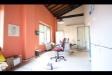 Ufficio in vendita con giardino a Lucca in via pisana 23 - 06, Villa uso ufficio con parcheggio recintato in vend