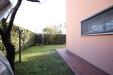 Villa in vendita con giardino a Lucca in via dei malfatti 20 - 03, villetta d'angolo in ottime condizioni42.JPG