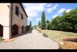 Villa in vendita con giardino a Capannori in via di segromigno - nord - 05, Vista laterale con giardino