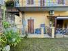 Casa indipendente in vendita con posto auto scoperto a Pietrasanta in via marconi - 09