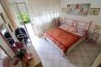 Casa vacanza in vendita con giardino a Pietrasanta in via giacomo leopardi - 09