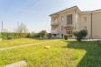 Villa in vendita con giardino a Monza in via adda - 02, Facciata