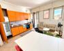 Appartamento in vendita con terrazzo a Massa - ronchi - 02