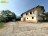 Casa indipendente in vendita con giardino a Tossicia in via margherita paduli - 02, Foto 2