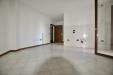 Appartamento bilocale in vendita con terrazzo a San Pietro in Casale in via sandro pertini 162 - 06, zona giorno