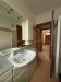 Appartamento bilocale in vendita con box a Masate - 09, Bagno.jpg