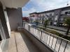 Appartamento bilocale in vendita con box a Calusco d'Adda in via manzoni 76 - 03, Balcone affacciato sulla Piazza