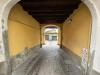 Appartamento in vendita ristrutturato a Lesmo in via volta 27 - 08, Parcheggio