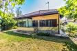 Villa in vendita con giardino a Nerviano in via aosta 7 - 06, Casa all'aperto