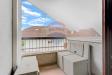 Villa in vendita con giardino a Bareggio in viale morandi 13/15 - 03, Balcone