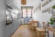 Appartamento in vendita con box a Nerviano in via sant'anna 12 - 08, Cucina