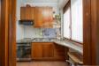 Appartamento in vendita con box a Garbagnate Milanese in via silvio pellico 40 - 04, Cucina