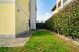 Appartamento in vendita con giardino a Parabiago in via vespri siciliani 5 - 09, Giardino