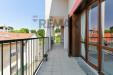 Appartamento bilocale in vendita con box a Cassano Magnago in via matteotti 69 - 08, Balcone