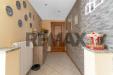 Casa indipendente in vendita con giardino a Rho in vicolo vidiserti 10 - 04, Hall / corridoio