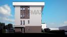 Appartamento in vendita con box a Settimo Milanese in via ugo foscolo 17 - 06, Edificio all'aperto