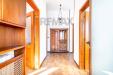 Appartamento in vendita con giardino a Limbiate in via goldoni 5 - 07, Hall / corridoio