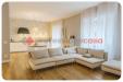 Appartamento in vendita ristrutturato a Livorno - 09, 09- Salone con Cucina a vista.jpg