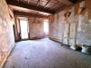 Appartamento in vendita da ristrutturare a Caprarola - centro storico - 03