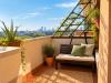 Appartamento in vendita con posto auto coperto a Milano - 06, Balcone verde con vista sulla citt�.png