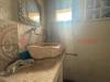 Casa indipendente in vendita da ristrutturare a Manduria - 09, Bagno